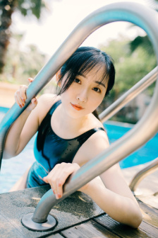 主人 跪好 知道错了吗